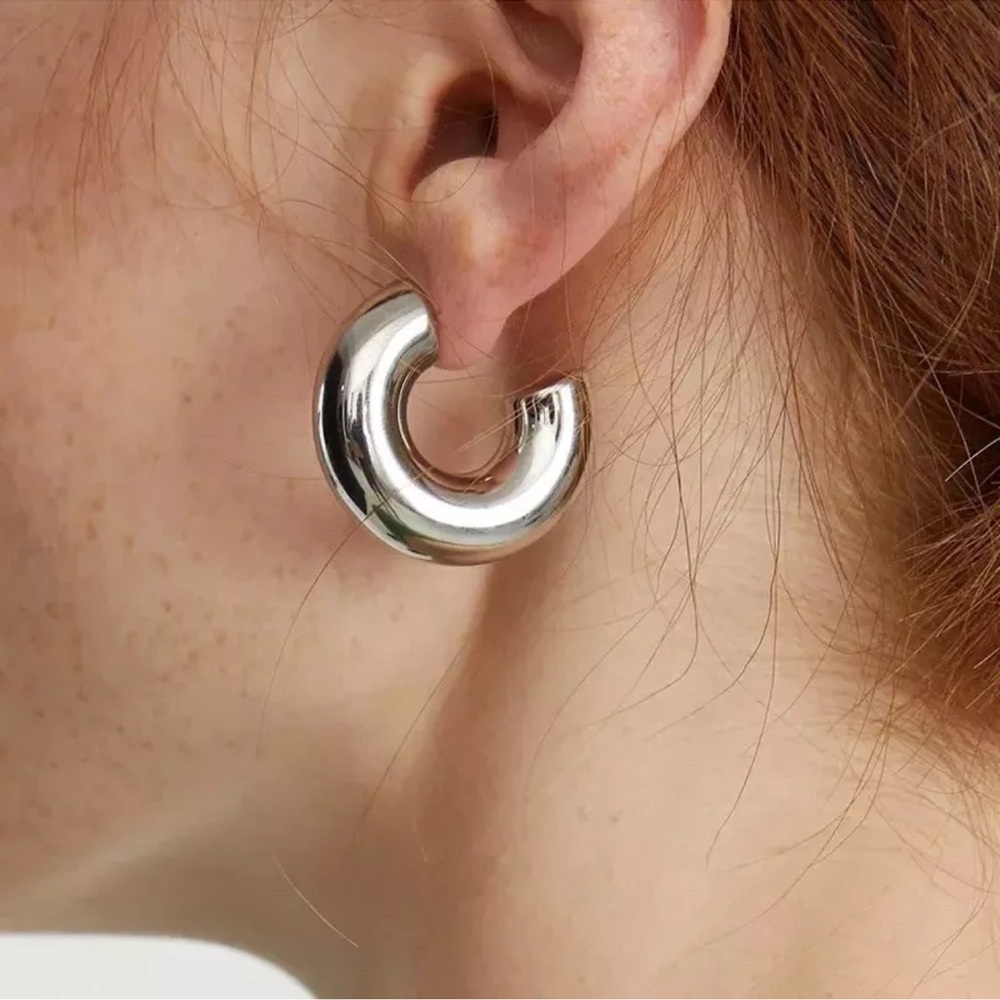 Silver Chunky Hoop Earrings*High Gloss Design*